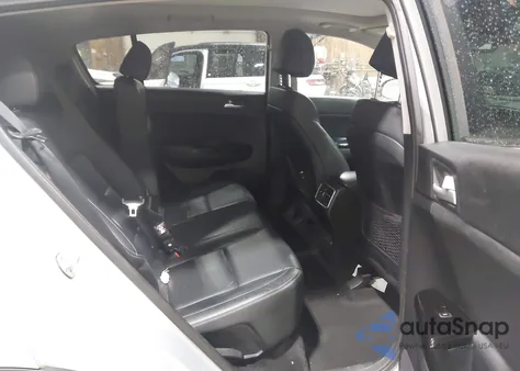 2018 Kia Sportage Ex z USA, uszkodzony, nr VIN KNDPNCAC3J7377005